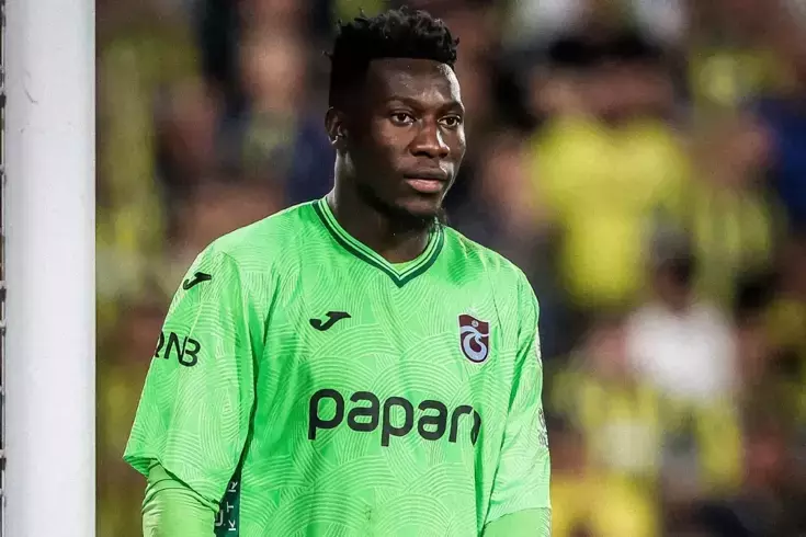 Yerden yere vuruluyordu! Dünya basını, Onana'yı bu kez öve öve bitiremedi