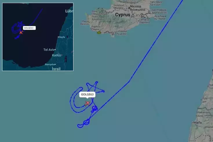 Türkiye'ye ait bir SİHA, Gazze'deki ateşkes sonrası Akdeniz'de ay yıldız çizdi