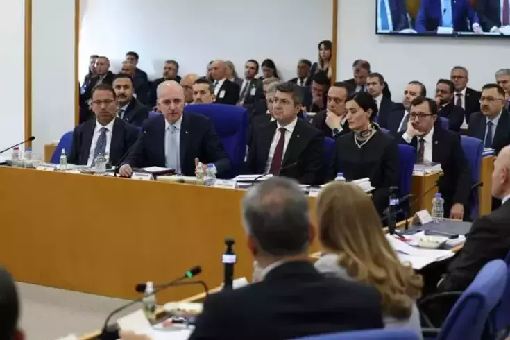 İYİ Partili Usta'nın Numan Kurtulmuş'a yönelik sözlerine tepki yağdı