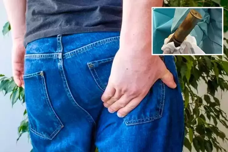 Şiddetli ağrıyla hastaneye giden adamın makatından 100 yıllık top mermisi çıktı