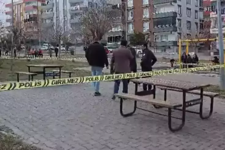 Gaziantep'te kızlar arasındaki kavga kanlı bitti: 1 yaralı