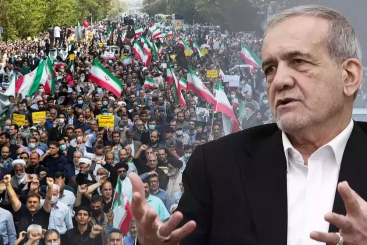 İran Cumhurbaşkanı Pezeşkiyan'dan ülkedeki protestoların seyrini değiştirecek sözler