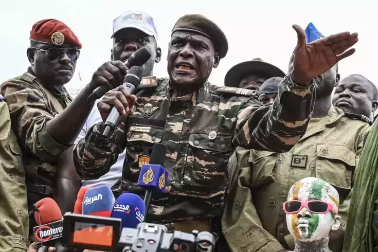 Nijer'den gündem yaratan mesaj: Fransa ile savaşa gireceğiz