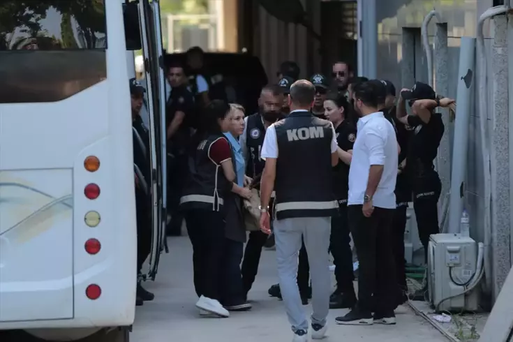 Manavgat Belediyesi'ne yönelik rüşvet operasyonunda gözaltı sayısı arttı