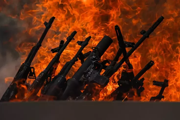 Tarihi gün! PKK silahları yaktı, işte o anlar