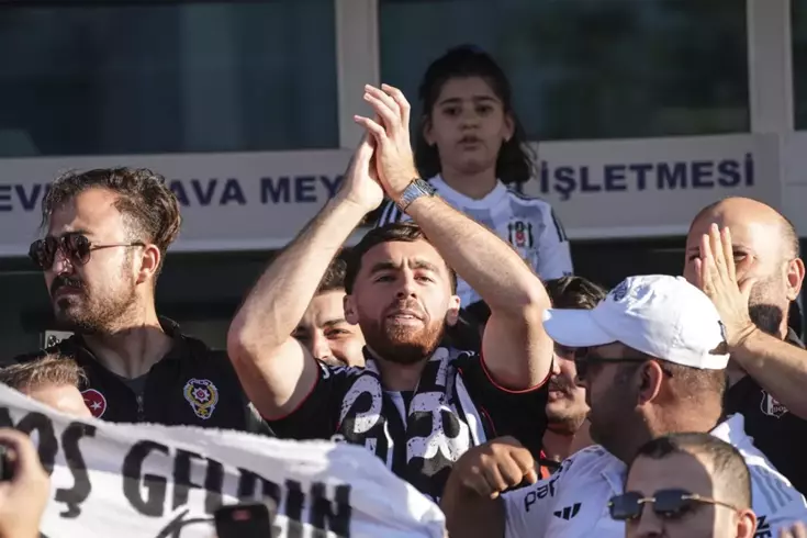 Beşiktaş'ın yeni transferi Orkun Kökçü İstanbul'da! İşte ilk sözleri