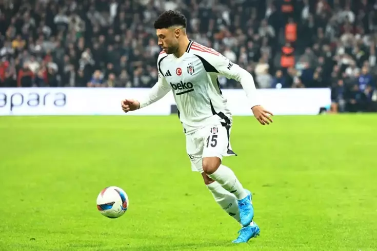 Beşiktaş, Chamberlain'in sözleşmesini feshetti
