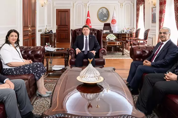 DEM Parti heyetiyle görüşen Adalet Bakanı Tunç'tan açıklama