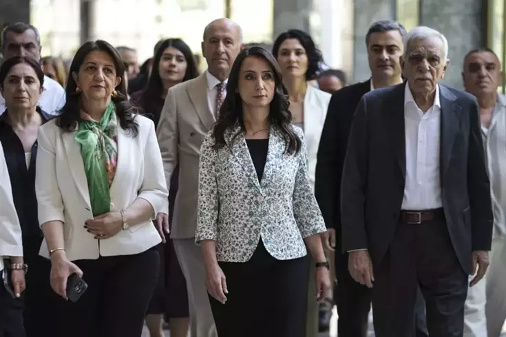 Abdulkadir Selvi ile DEM Parti arasında kriz! Tülay Hatimoğulları'na ağır suçlama