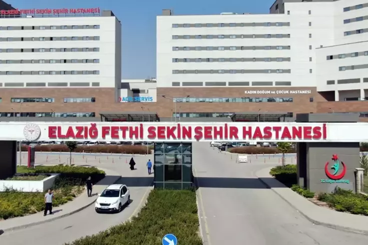 Boru değiştiren belediye başkanı ve personel ağır yaralandı