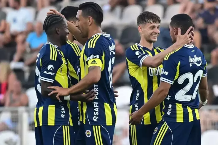 Fenerbahçe, Portimonense'yi Szymanski'nin golleriyle mağlup etti