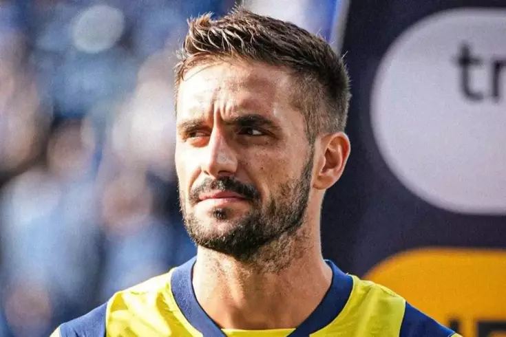 Dusan Tadic'e sürpriz talip! Milli yıldızımızın yanına gidebilir