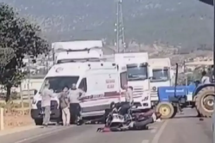 Hatay'da motosiklet kazası: 2 ölü, 1 ağır yaralı