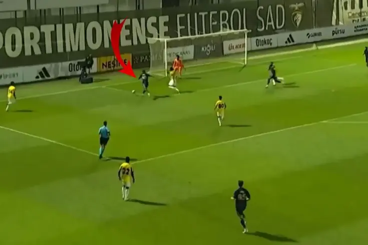Yok artık Jhon Duran! İlk maçında attığı goller olay oldu