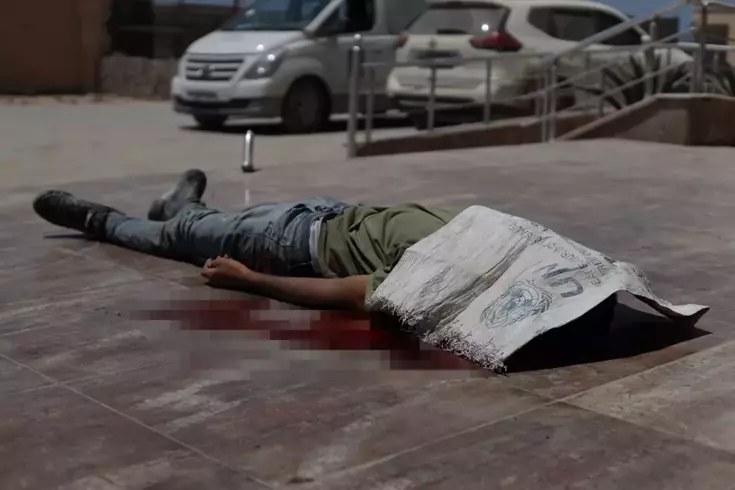 Böyle hainlik olmaz! Yardım dağıtımı sırasında sivillerin üzerine ateş açıldı