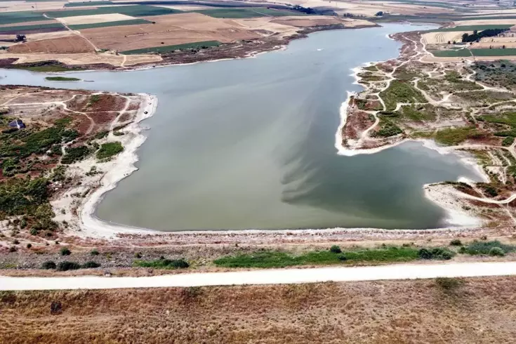 Tekirdağ'daki Türkmeneli Göleti'nde su seviyesi yüzde 5'in altına düştü