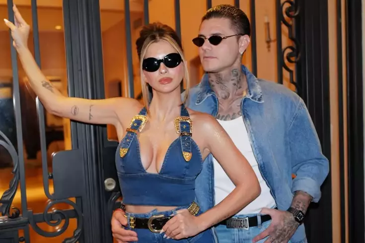 Icardi'nin sevgilisi tercih ettiği kostümle sıcak havaya meydan okudu! Gören bir daha baktı