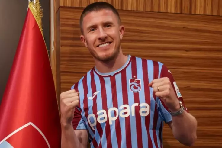 Trabzonspor, Lundstram'ı Hull City'ye kiraladı