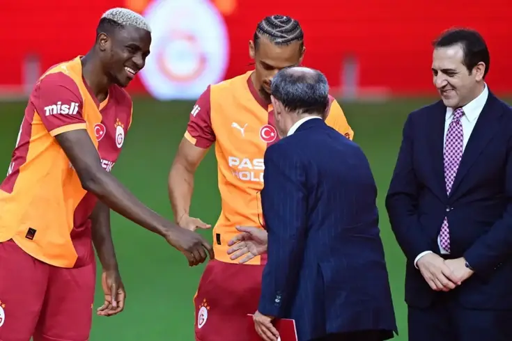 Victor Osimhen'in tek cümlelik mesajı RAMS Park'ı ayağa kaldırdı