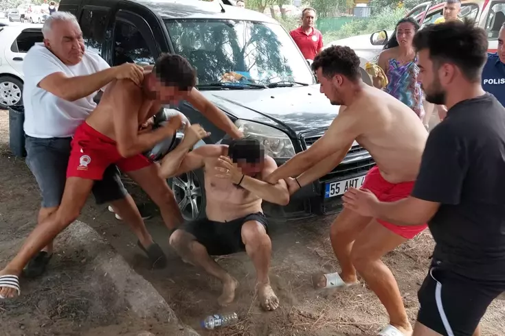 Cankurtaranlar, tek bir kişiye tekme tokat saldırdı