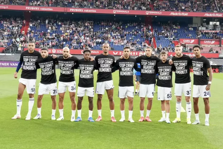 Fenerbahçe'den Feyenoord maçı öncesi dikkat çeken mesaj