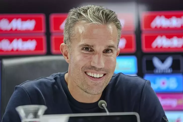 Robin van Persie, Fenerbahçe karşısında bir ilki yaşadı