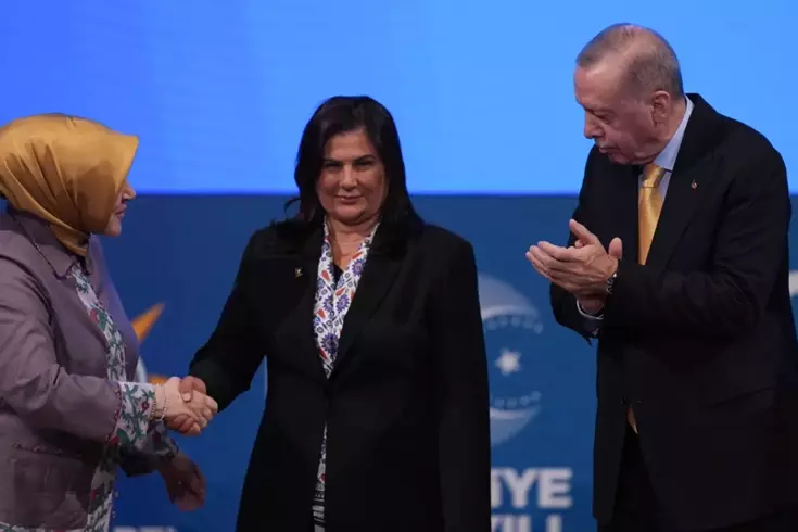 Aydın Büyükşehir Belediyesi'nde peş peşe Özlem Çerçioğlu istifaları