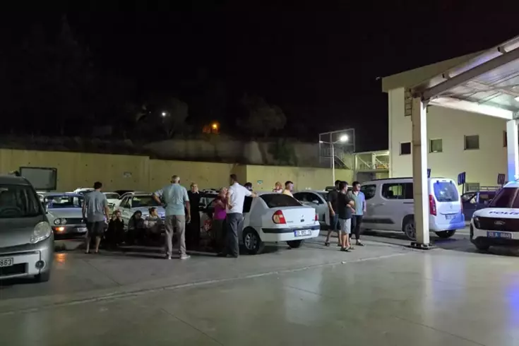 Adana'da uçuruma yuvarlanan otomobilde 5 kişi hayatını kaybetti