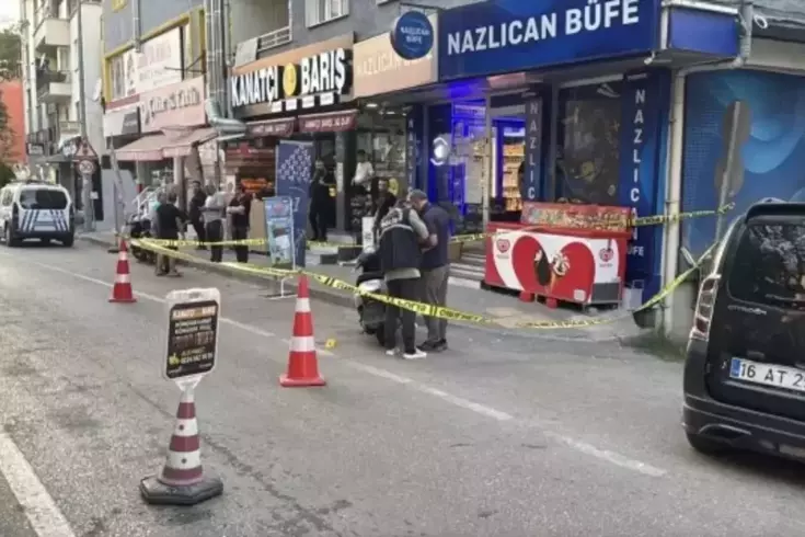 Husumetli gruplar arasında kavga! Silahlar çekildi