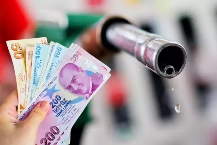 Motorine dev zam geldi, 56 lirayı aştı