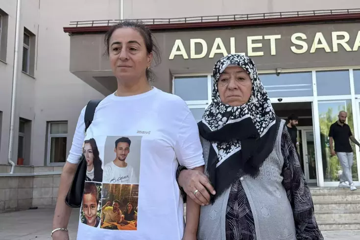 İki çocuğu da vahşice öldürülen anne mahkemede idam istedi