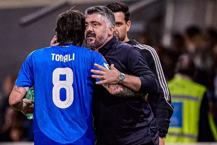 Neler oldu neler! 9 gollü maçta kazanan İtalya
