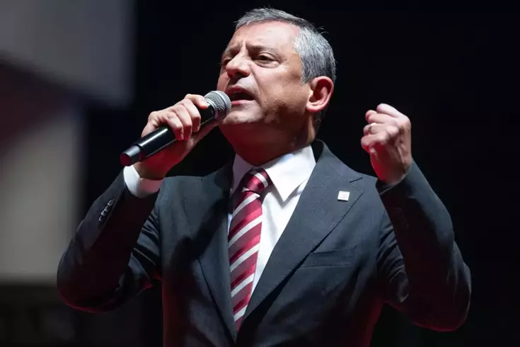 Özgür Özel'den tarihi rest: Hayatı durma noktasına getirecek eylemler yaparız