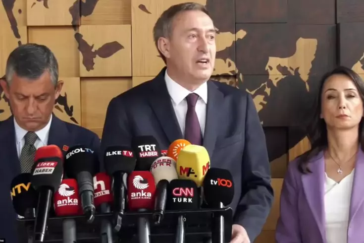Ziyaret sonrası ilk açıklama: DEM Partili Bakırhan'dan Özgür Özel'i mest eden sözler
