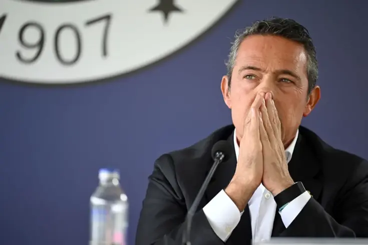 Kadıköy'de Ali Koç'a büyük tepki