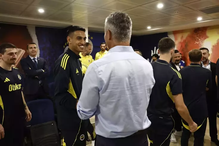 İlk buluşma! Fenerbahçe'de yüzler gülüyor