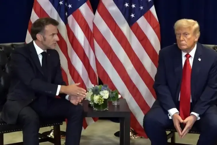 Trump ve Macron arasında tansiyon yükseldi! Kameralar önünde hararetli tartışma