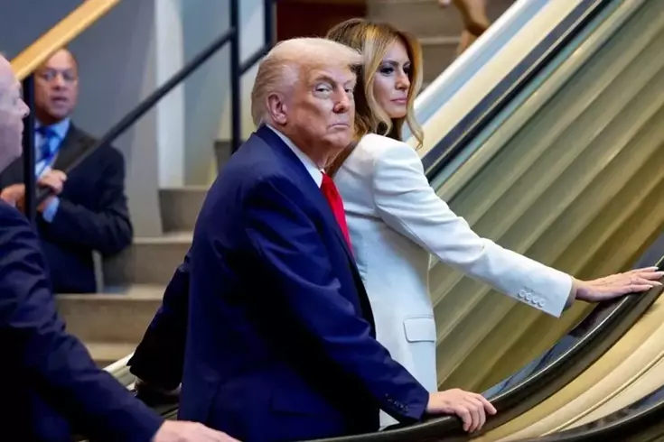 Trump'ın yaşadığı yürüyen merdiven krizinde suçlu bulundu! En yakınındaki isimmiş