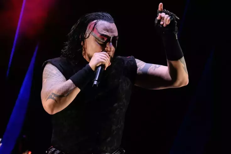 İki ilde konserleri iptal edilen Hayko Cepkin'den manidar paylaşım