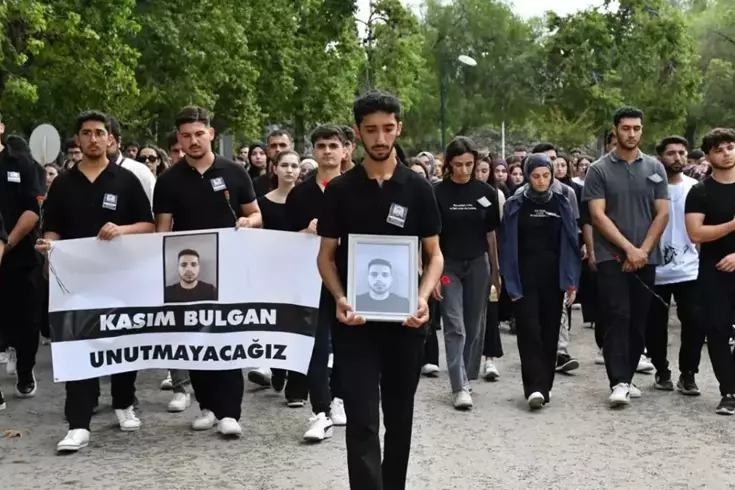 KYK yurdunda ölüm: 'Soğuk suyla duş almak zorunda kalmasının ardından kalp krizi geçirdi'