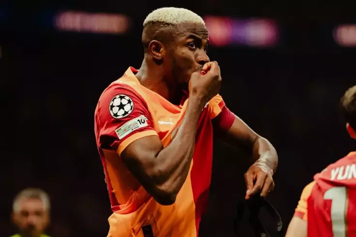 Liverpool'u yıkan Osimhen, İngiltere'de kriz çıkardı