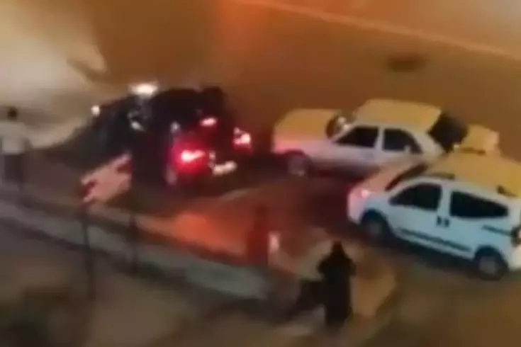 Trafikte kavga ettiği kişiyi otomobiliyle ezdi