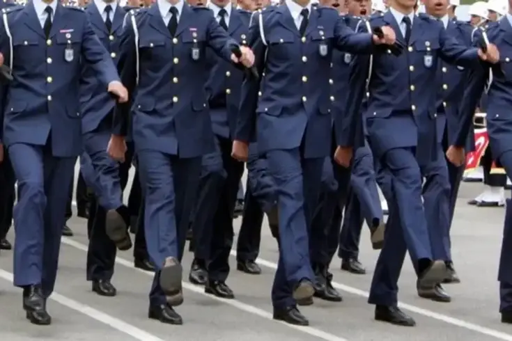 Hava Kuvvetleri'ne FETÖ operasyonu! Çok sayıda asker gözaltına alınıyor