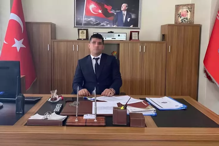 إذا فعل مدير الأمن ذلك أيضًا! تم القبض عليه واحتجازه.