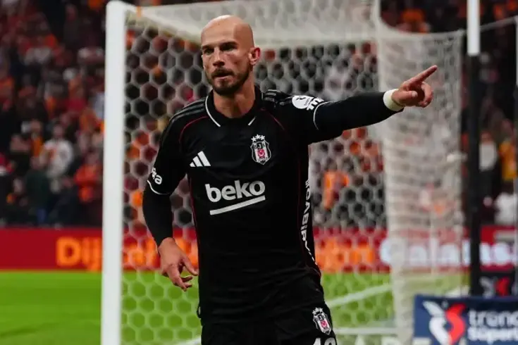 Vaclav Cerny'den Beşiktaş için görülmemiş fedakarlık