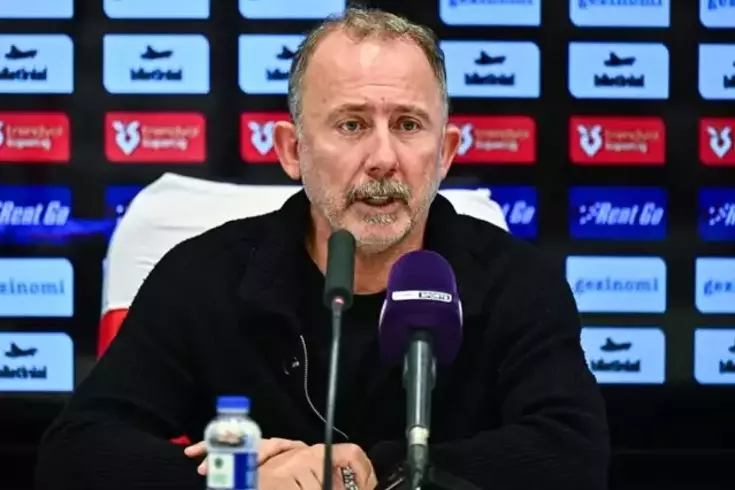 Beşiktaş'ta neler oluyor? Sergen Yalçın Rafa Silva'ya fena salladı