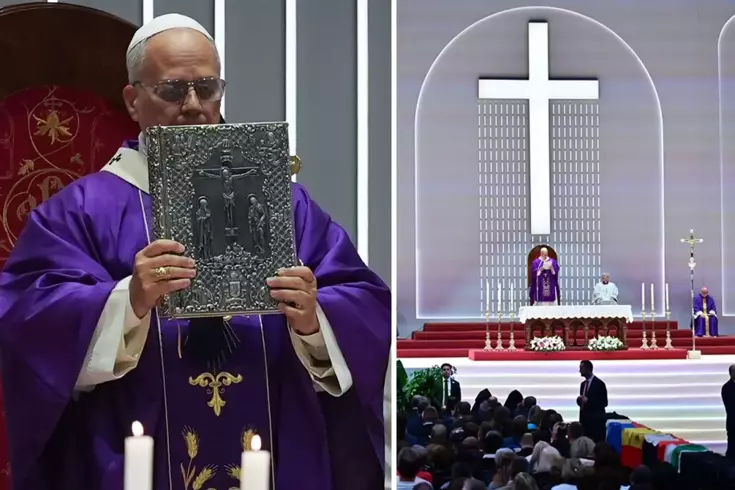 Papa 14. Leo Volkswagen Arena'da yaklaşık 4 bin kişilik ayini yönetti