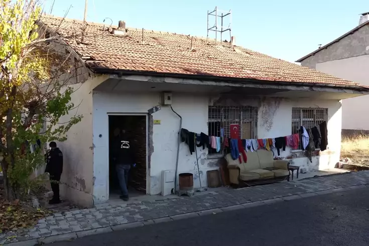 Müstakil evde sır dolu olay! İki kardeş birden fenalaştı, acı haber geldi