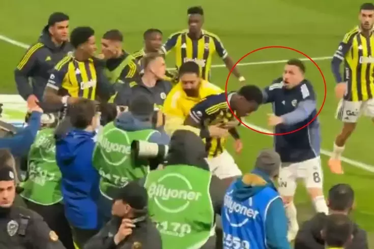 Mert Hakan'ın golden sonra yaptıkları olay oldu