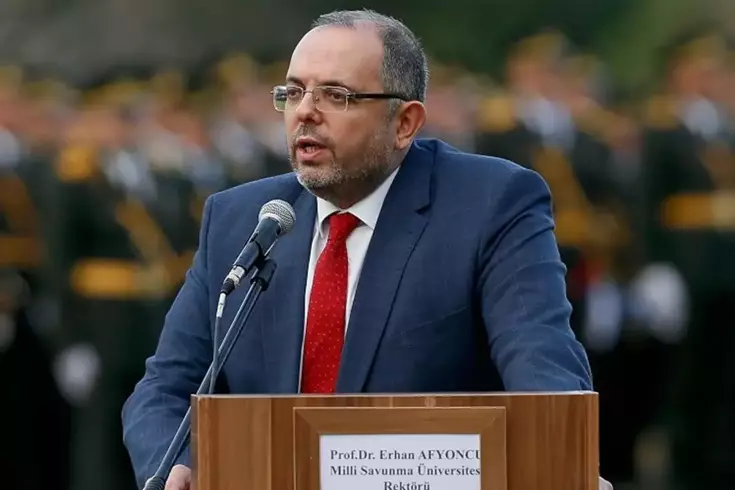 Milli Savunma Üniversitesi Rektörü Erhan Afyoncu'dan Fenerbahçe'ye transfer önerisi: 2 isim verdi